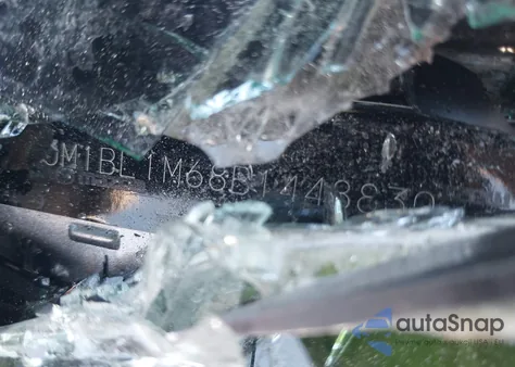 2011 Mazda Mazda3 S Grand Touring из США, поврежденный, VIN JM1BL1M68B1448830